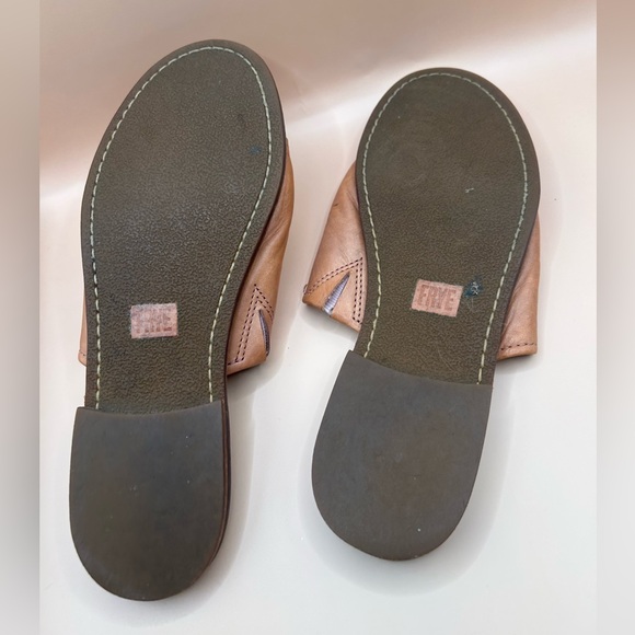 FRYE Leather Slides - Picture 5 of 11